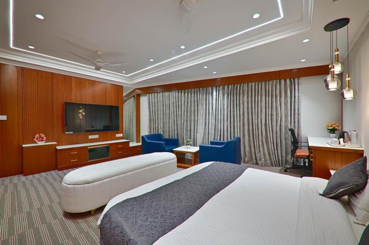 Hotel Shital Inn Ahmedabad Exterior photo