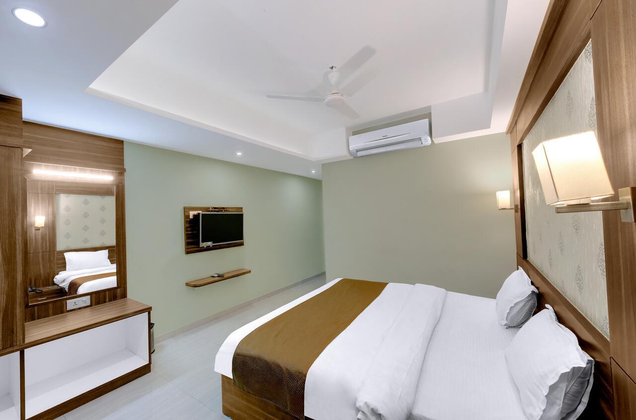Hotel Shital Inn Ahmedabad Exterior photo